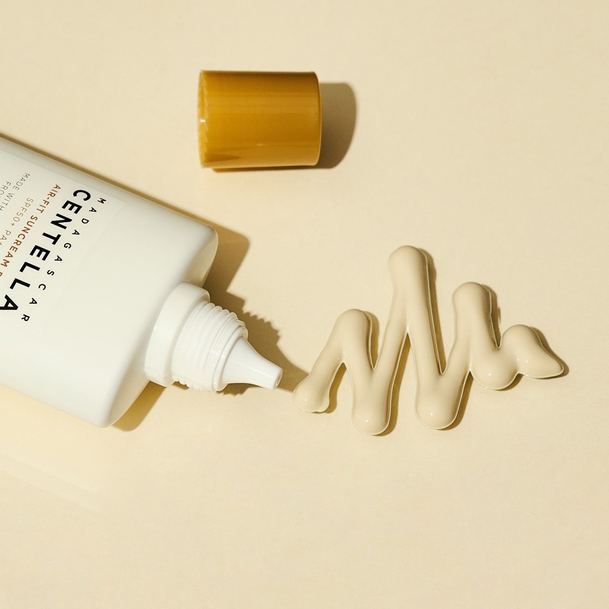 Crème solaire Centella Air-Fit Plus · SKIN1004 | MiiN Cosmetics