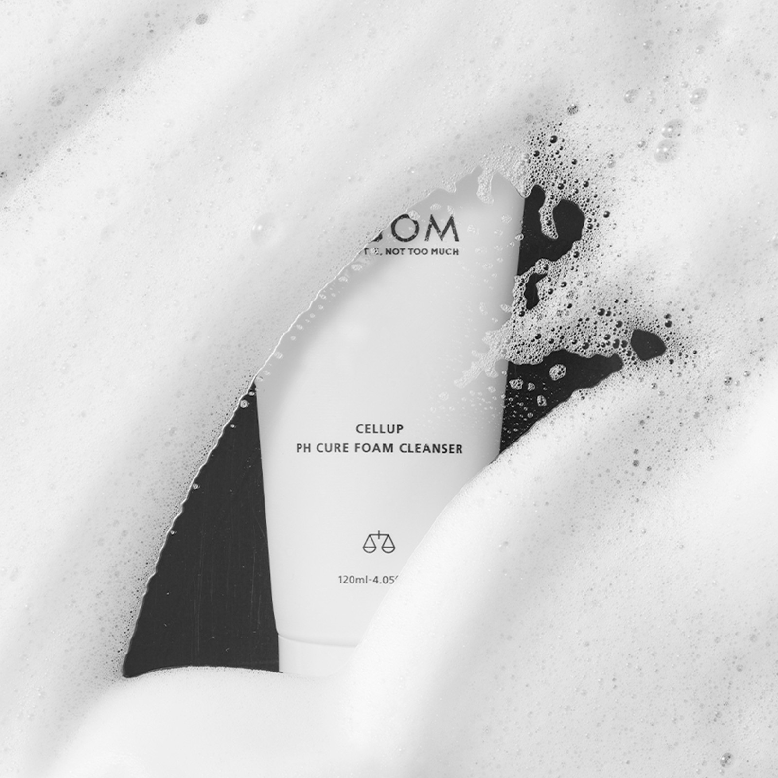 Cellup pH Cure Foam Cleanser · LAGOM | MiiN Cosmetics