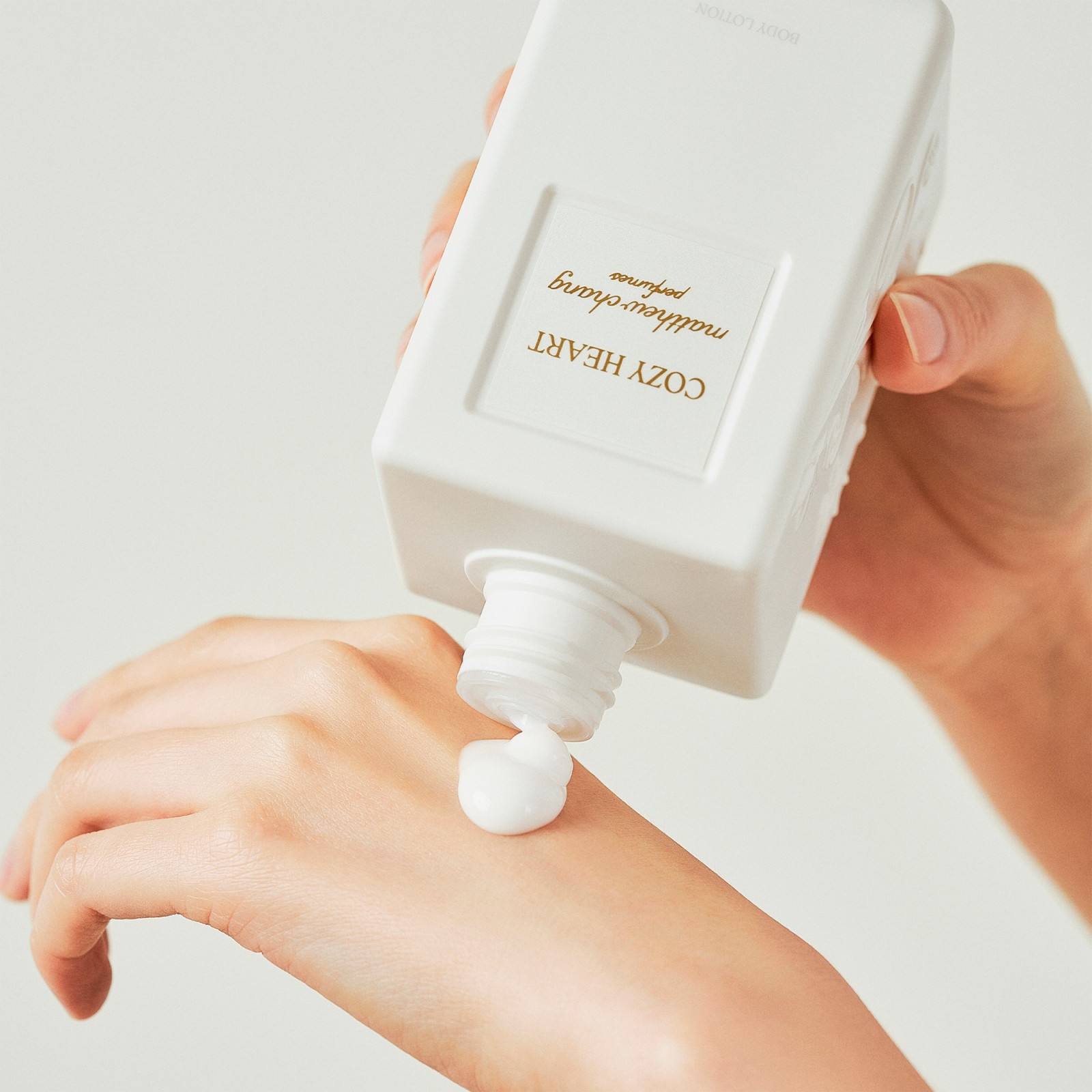 Cozy Heart Body Lotion  · Matthew Chang | MiiN Cosmetics